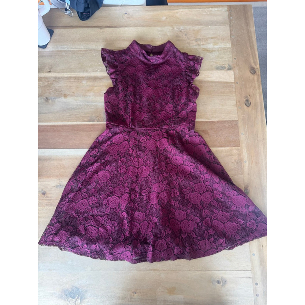 Zunie Burgundy Lace Mock Neck Dress Large